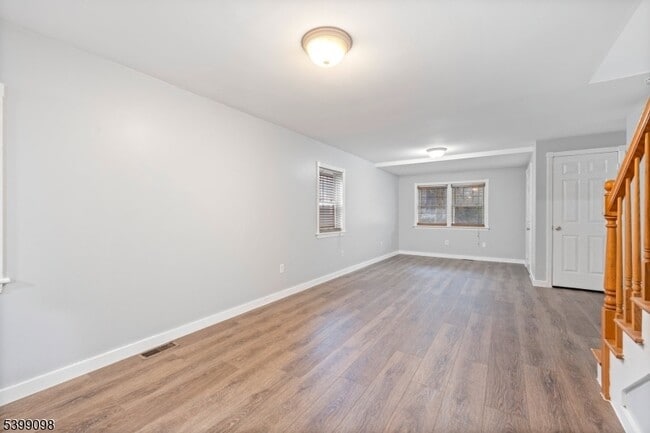 Building Photo - 21 Personette St