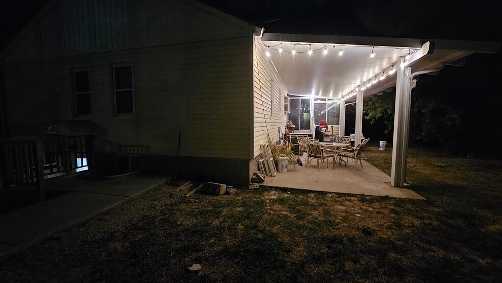 Shared Back Patio - 3407 S 3690 W