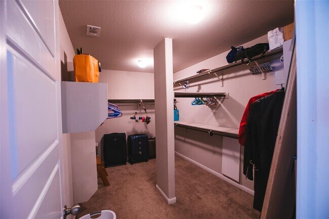 Building Photo - 11700 Harpster Bend