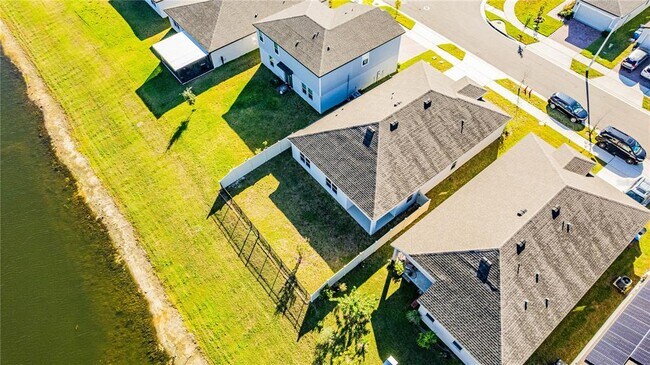 Building Photo - 5920 Catamaran Ave