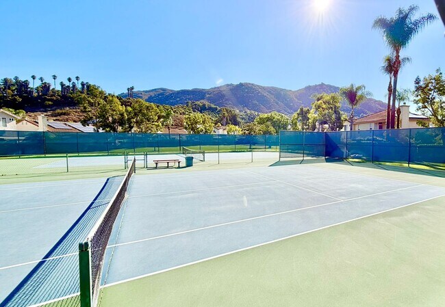 Building Photo - Wonderful Single-Story Home in the Darling Lake Rancho Viejo HOA Community of Fallbrook!
