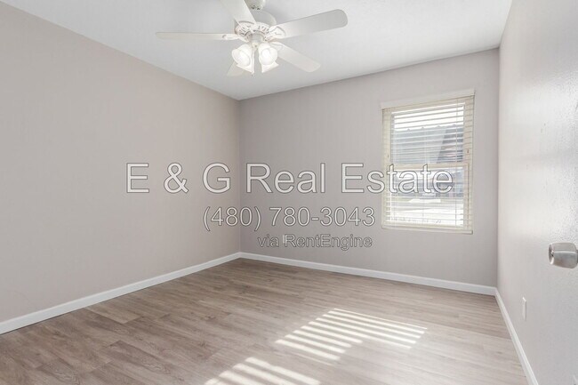 Building Photo - 4530 E Camino Cir