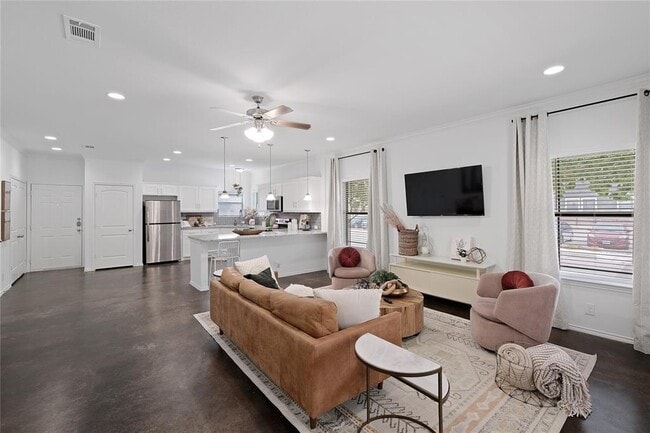 Building Photo - 6703 Pinon Canyon