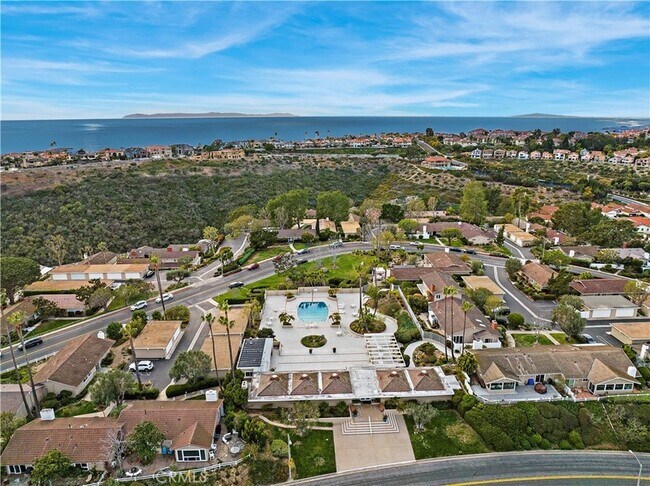 Building Photo - 31222 Palma Dr