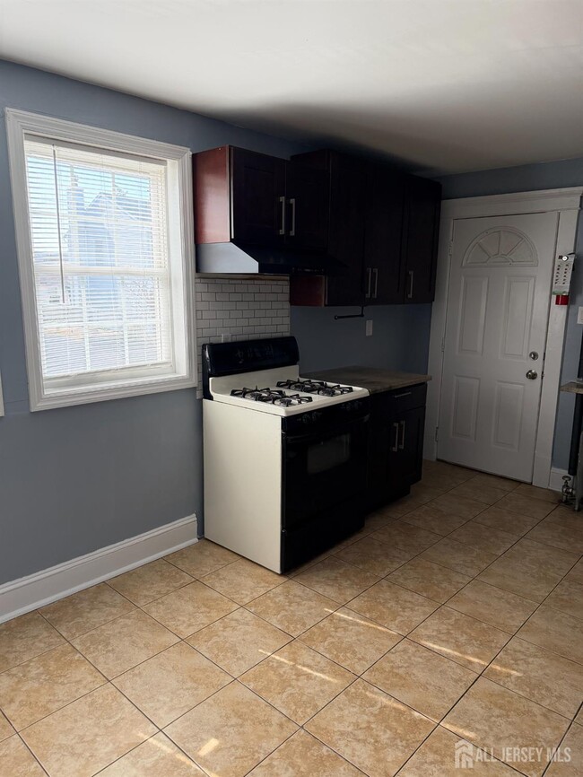 Building Photo - 1201 Central Ave