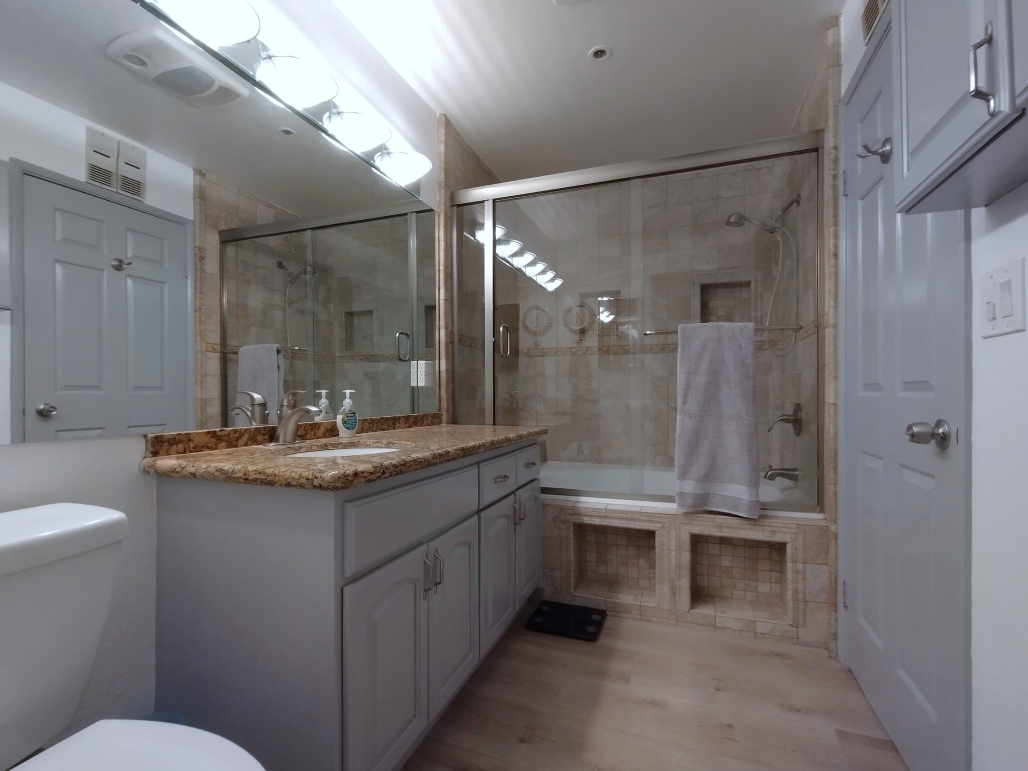 Bathroom - 121 S Hope St