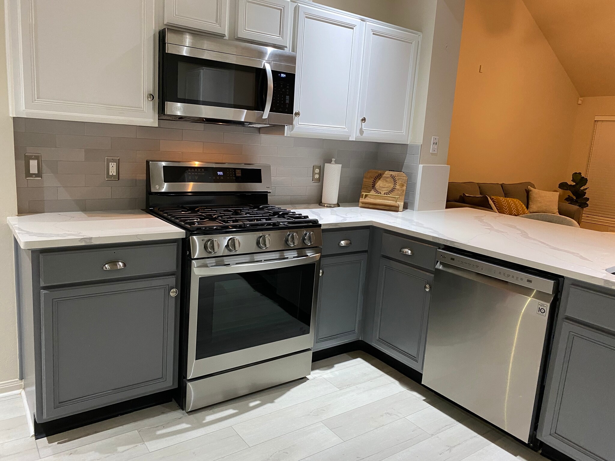 Kitchen - 14243 Andrea Way Ln