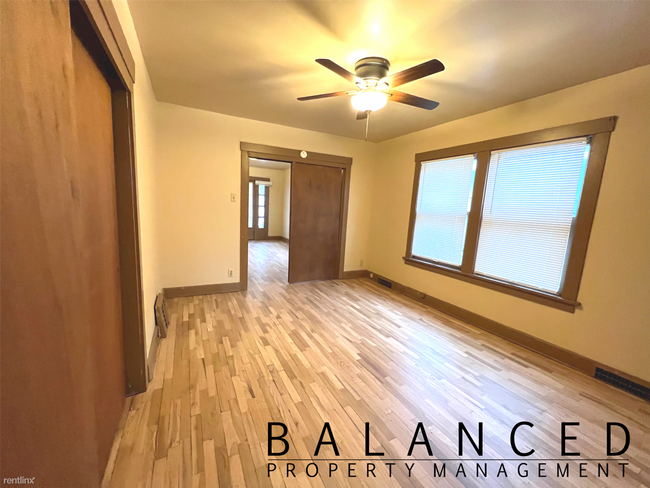 Building Photo - 1 br, 1 bath House - 9th Street Apartments...