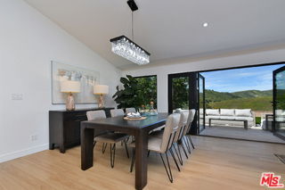 Building Photo - 26065 Farmfield Rd