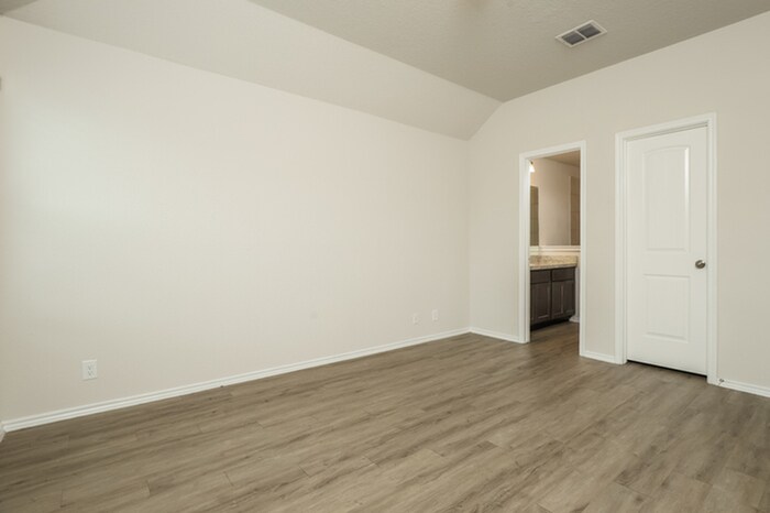 Building Photo - 5207 Jade Crossing