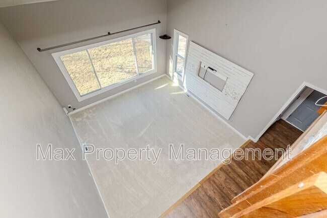 Building Photo - 5305 NW 91st Ct