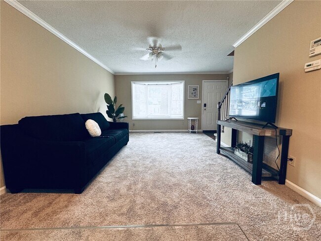 Building Photo - 170 Northview Dr