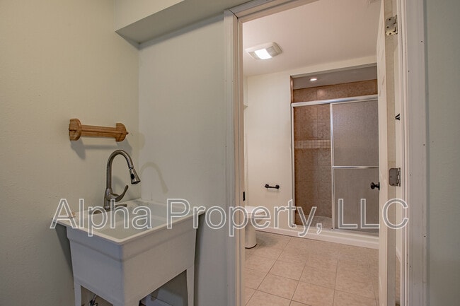 Building Photo - 11 Platte Ln