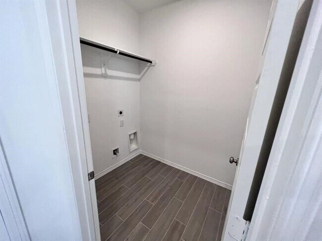 Building Photo - 23111 True Fortune Dr