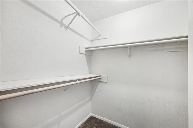 Building Photo - 2100 Wilcrest Dr