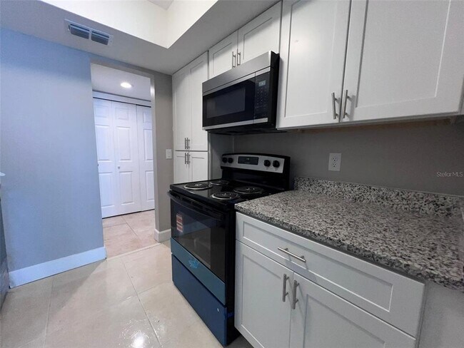 Building Photo - 4711 S Texas Ave