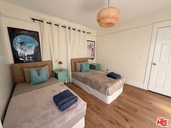 Building Photo - 510 N St Andrews Pl