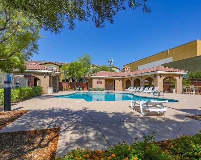 Building Photo - Beautiful Mountains Edge 3 Bedroom Townhome