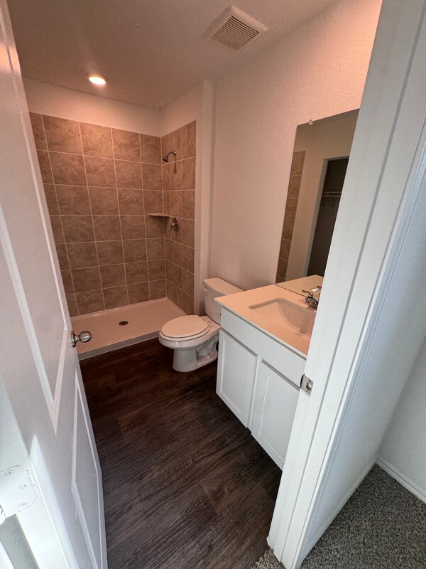 Building Photo - 2058 Zephyr Lily