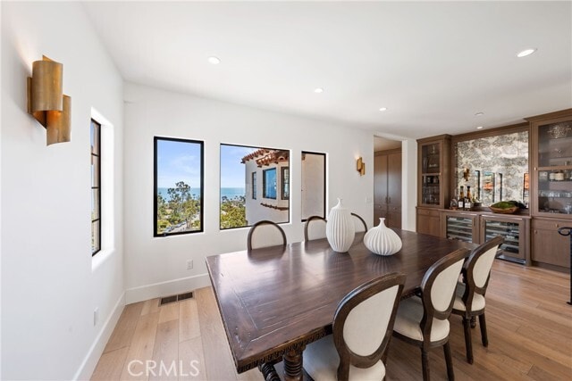 Building Photo - 250 High Dr