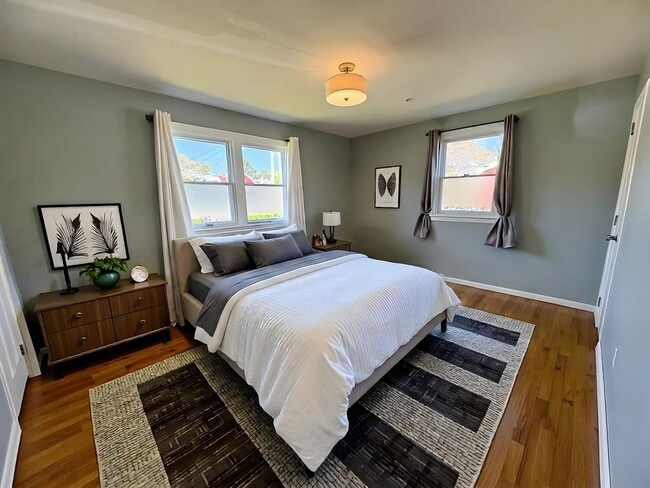 Building Photo - 2 Bedroom Rancher Available in Hershey!