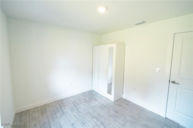 Building Photo - 2712 46th St SW