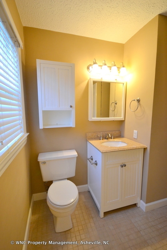 Building Photo - 17 Morris St