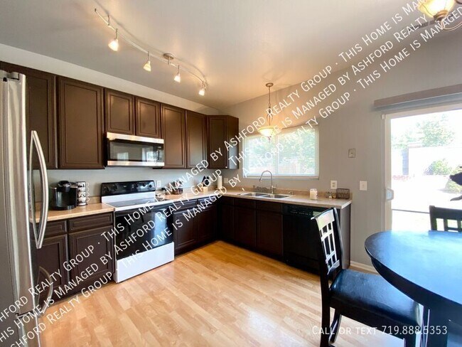 Building Photo - 5241 Mountain Air Cir
