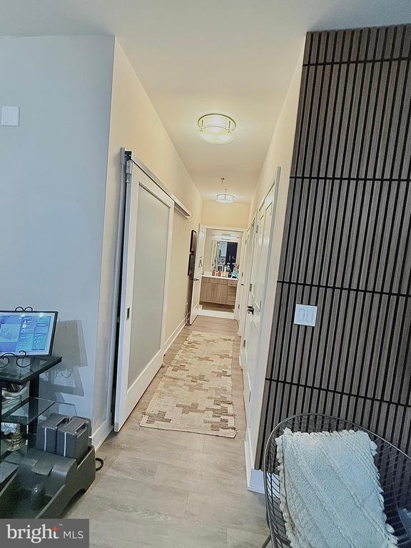 Building Photo - 145 Riverhaven Dr