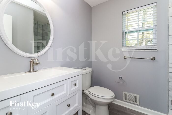 Building Photo - 11215 Bramshill Dr