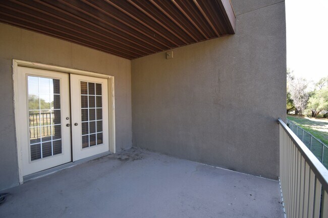 Building Photo - 1255 Wolf Hollow Ln
