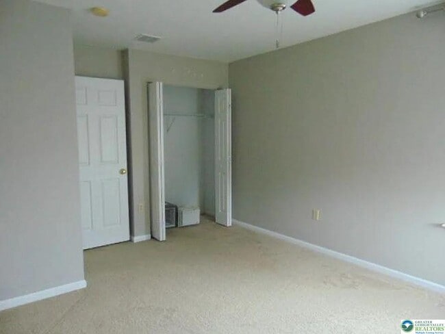 Building Photo - 6850 Hunt Dr