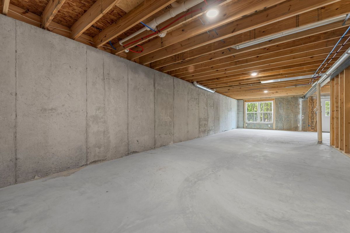 Building Photo - 630 Booneslick Rd