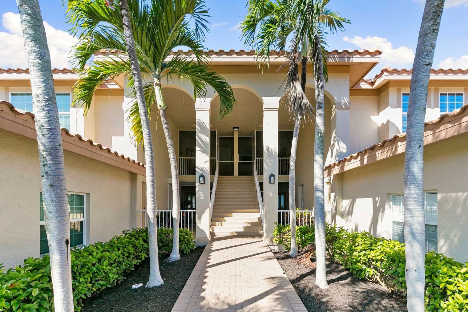 Building Photo - 226 Waterway Ct