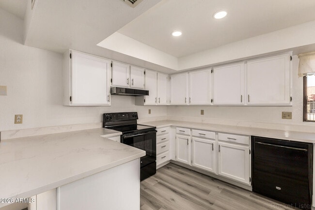 Building Photo - 7608 W McRae Way