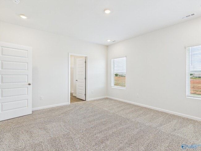 Building Photo - 125 Betty Williams Dr