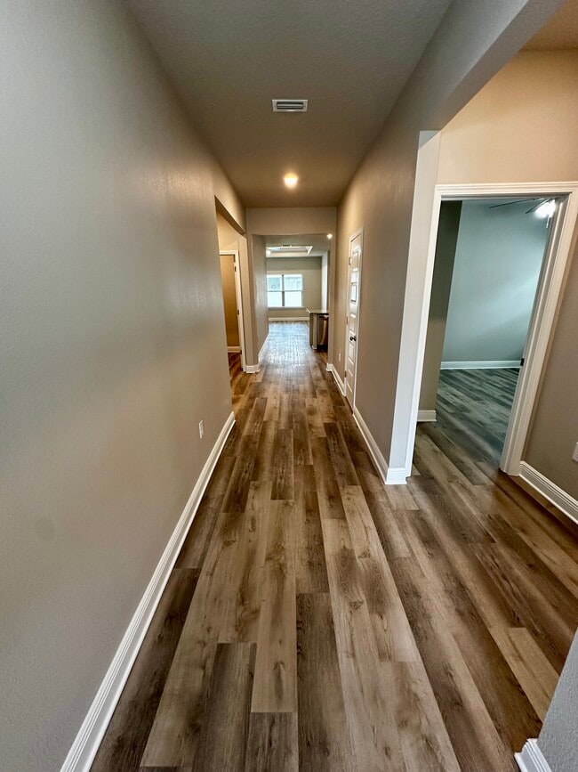 Building Photo - 24398 Alydar Lp