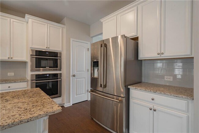 Building Photo - 416 Montclair Ct