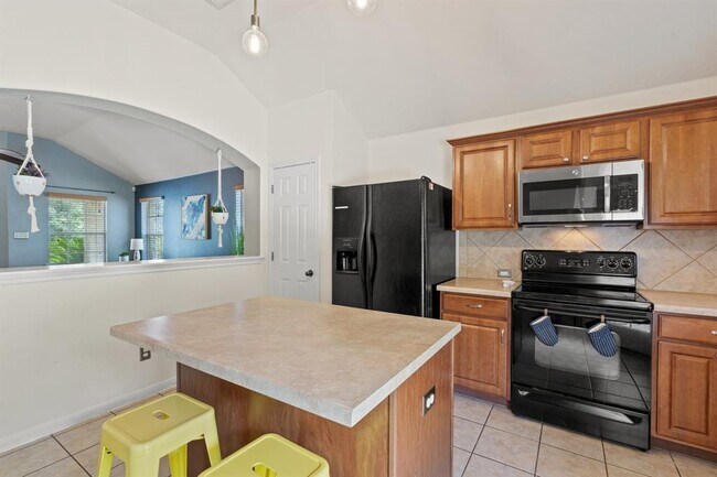 Building Photo - 1900 Melissa Oaks Ln