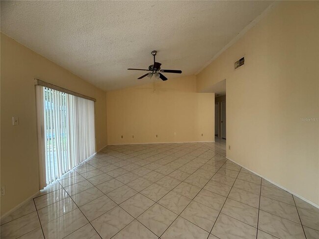 Building Photo - 12116 Medan Ct