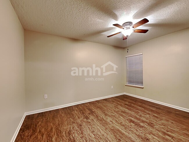 Building Photo - 13994 Fish Eagle Drive East