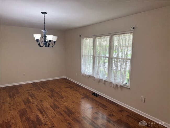 Building Photo - 6418 Oakhurst Pl