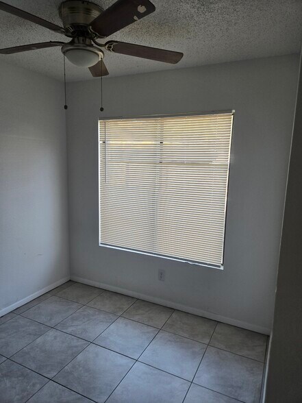 Building Photo - 2841 Wheelwright Dr