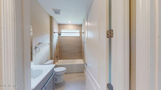 Building Photo - 614 Tintamarre Dr