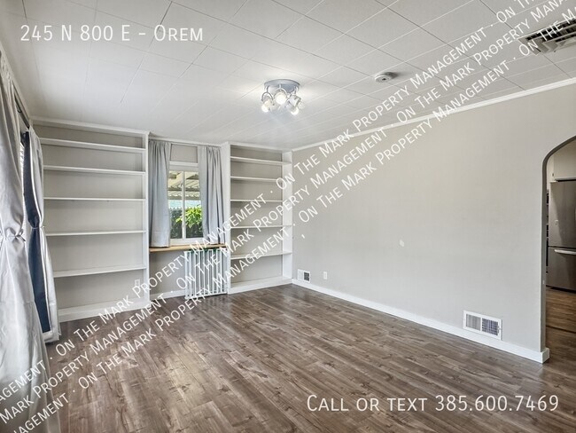 Building Photo - 245 N 800 E