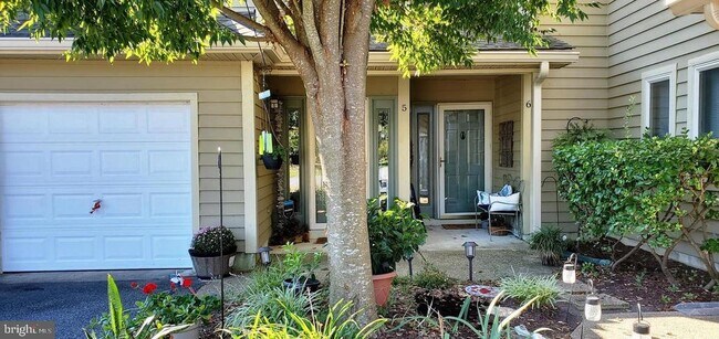 Primary Photo - 18575 Orton Cir