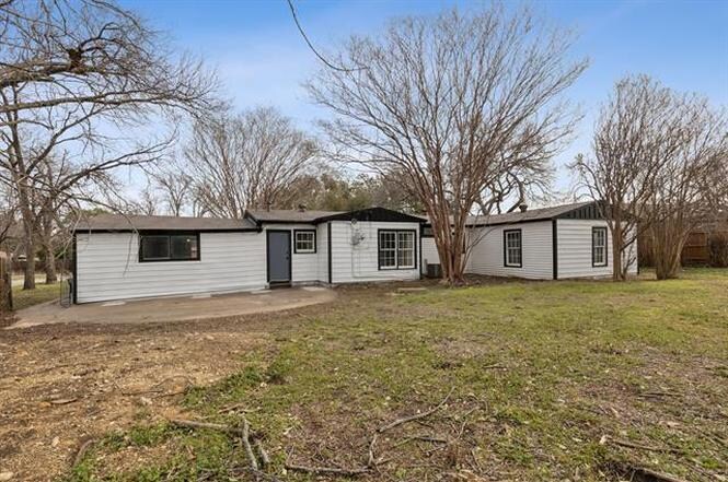 Building Photo - 3737 Bilglade Rd