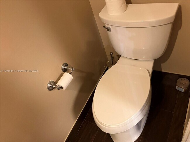 Building Photo - 8500 SW 109th Ave