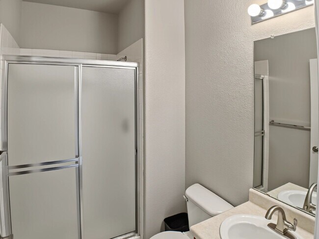 Building Photo - 8412 S Holland Ct