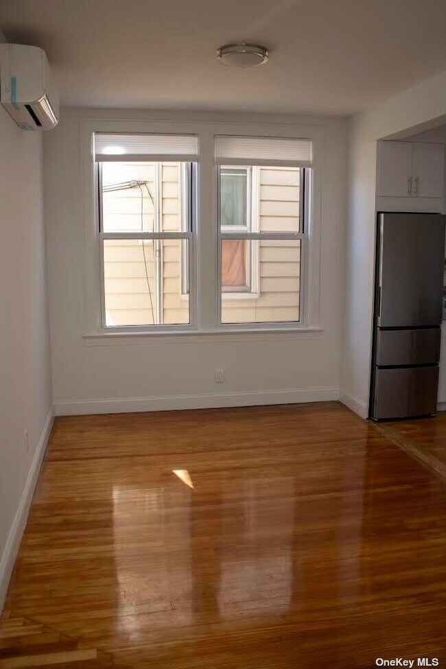 Building Photo - 61-29 Cooper Ave